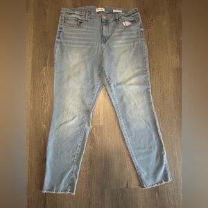 Jessica Simpson Light Blue Relax Skinny Crop Jeans